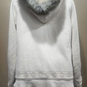 Aeropostale White Jacket with Gray Fur Hood